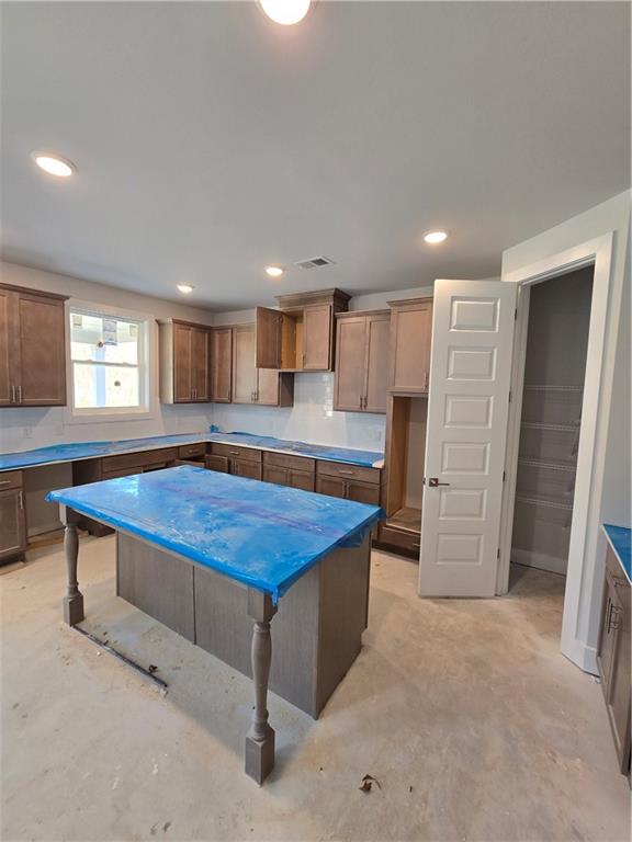 2596 Parkside Way Gainesville, GA 30507 - Photo 8 of 27 a room with pool table and window