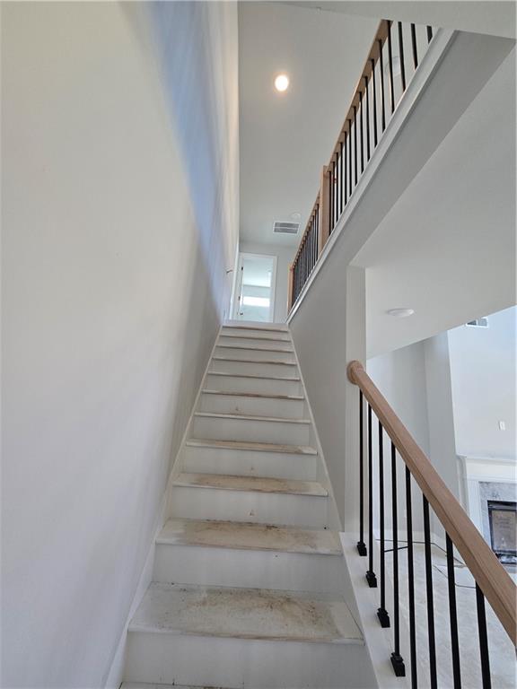 2596 Parkside Way Gainesville, GA 30507 - Photo 9 of 27 a view of entryway