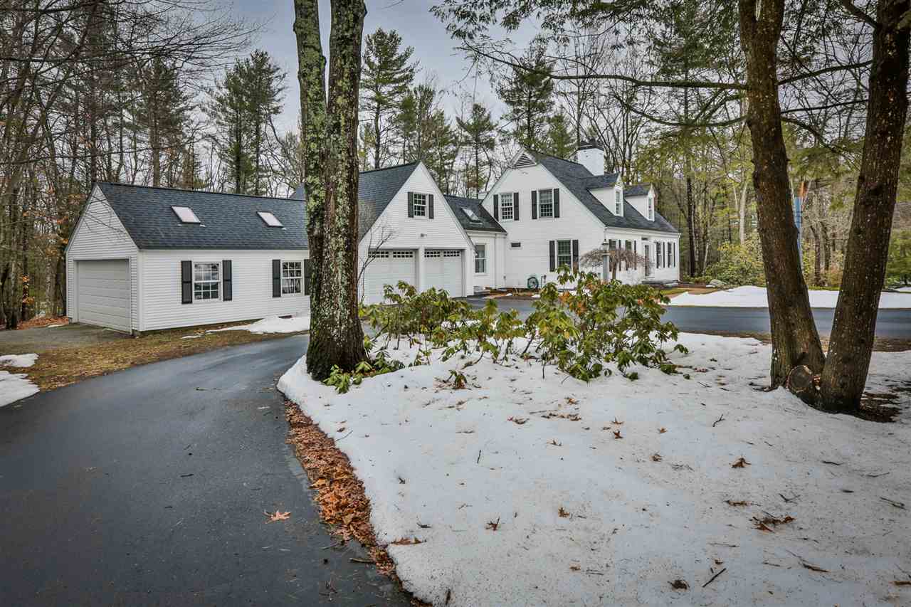 1 Massasoit Road Nashua, NH 03063 - Photo 1 of 40