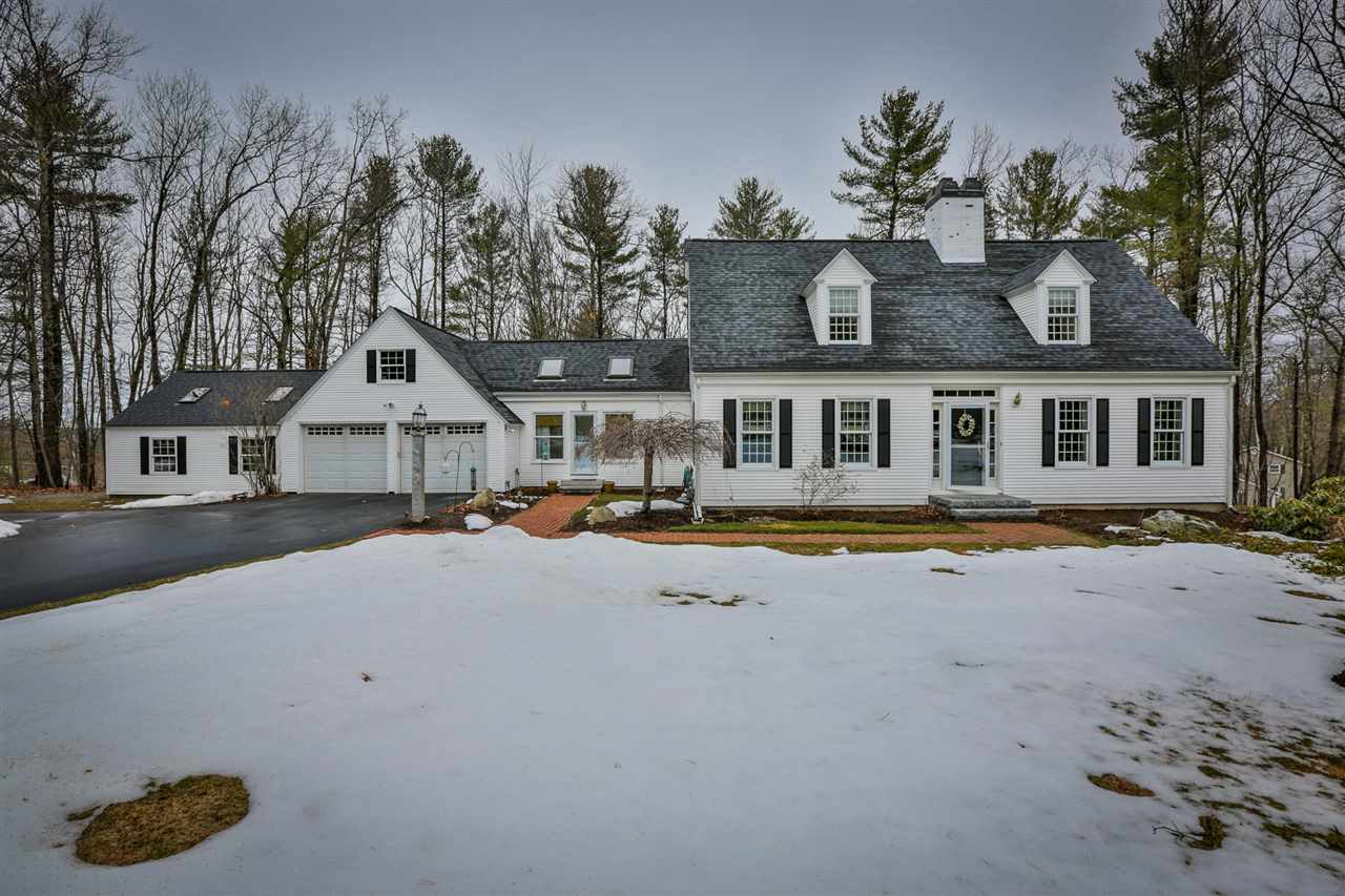 1 Massasoit Road Nashua, NH 03063 - Photo 2 of 40