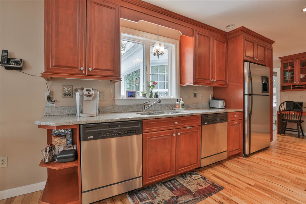 1 Massasoit Road Nashua, NH 03063 - Photo 16 of 40