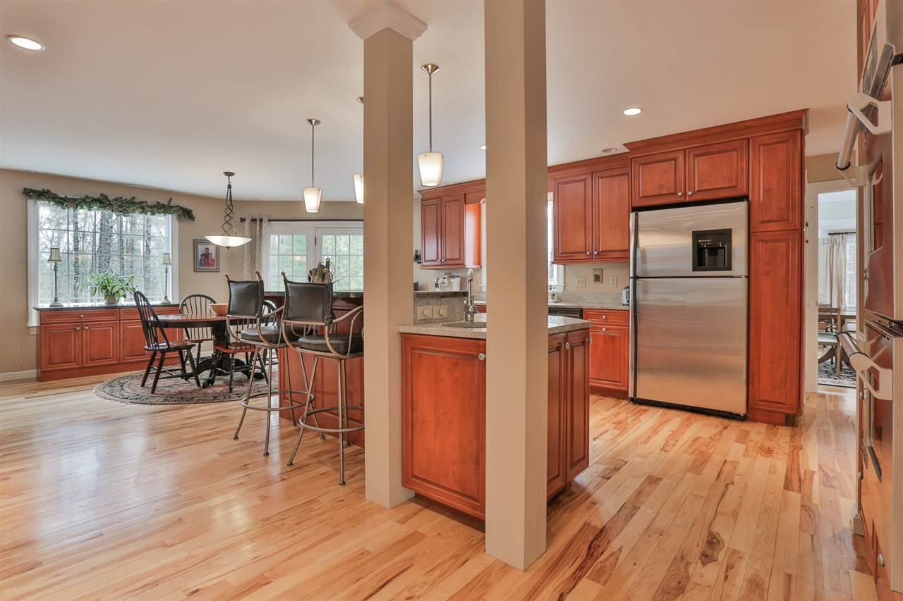 1 Massasoit Road Nashua, NH 03063 - Photo 21 of 40