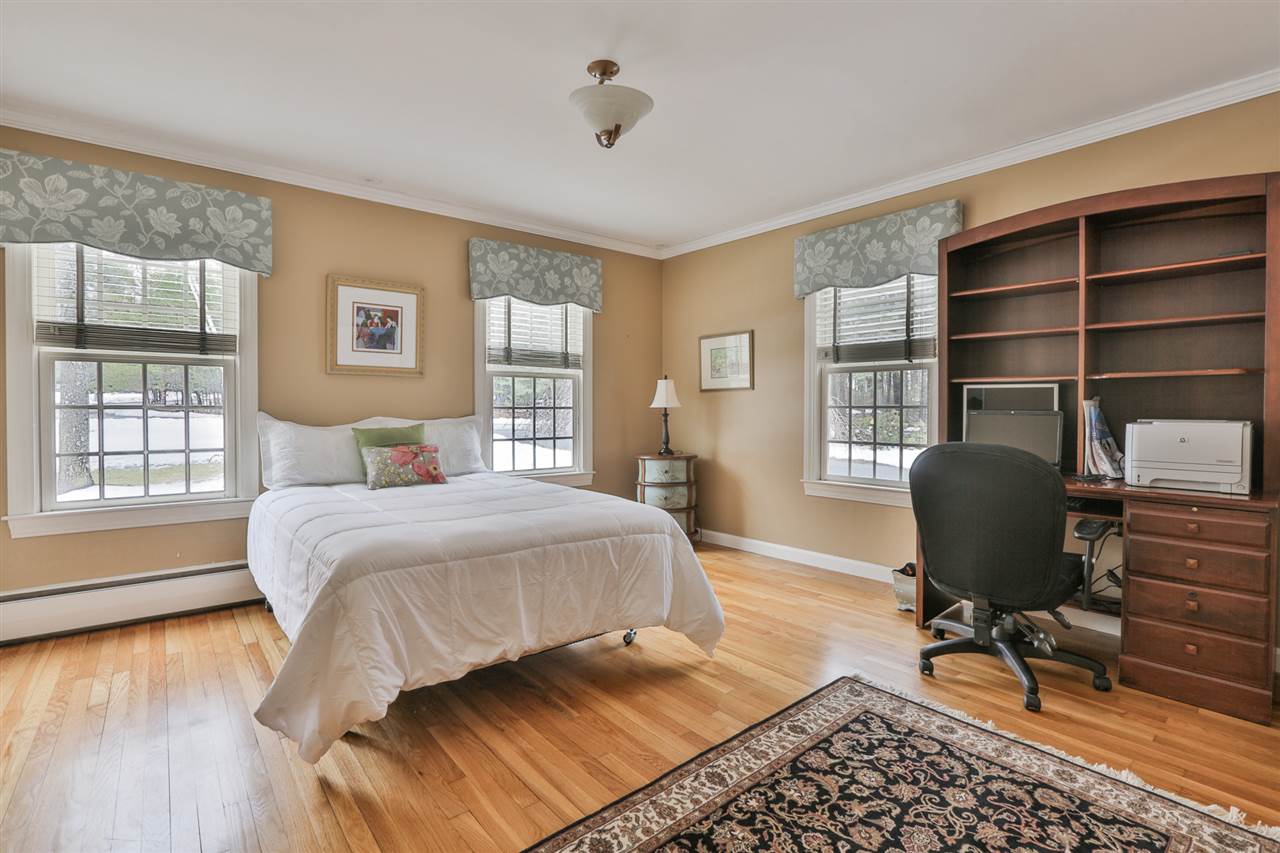 1 Massasoit Road Nashua, NH 03063 - Photo 24 of 40