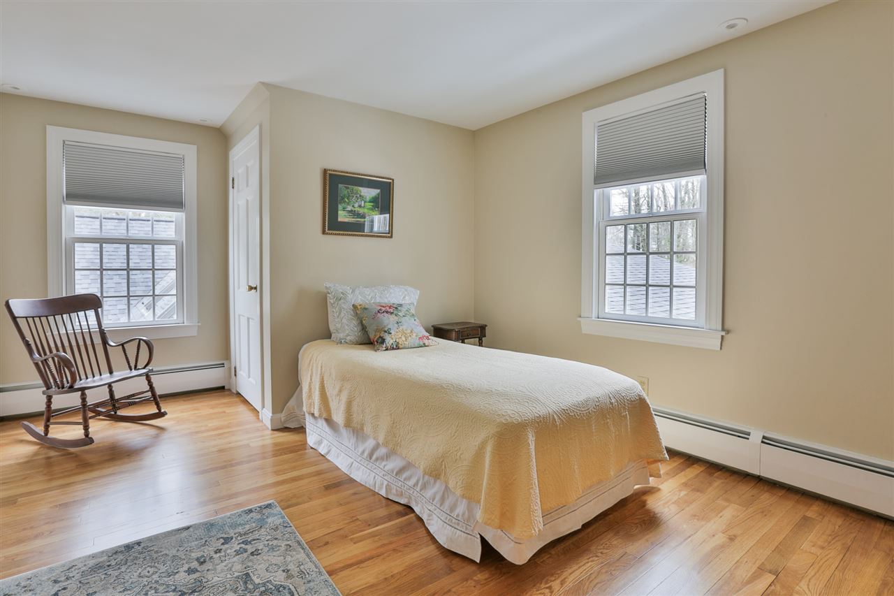 1 Massasoit Road Nashua, NH 03063 - Photo 30 of 40