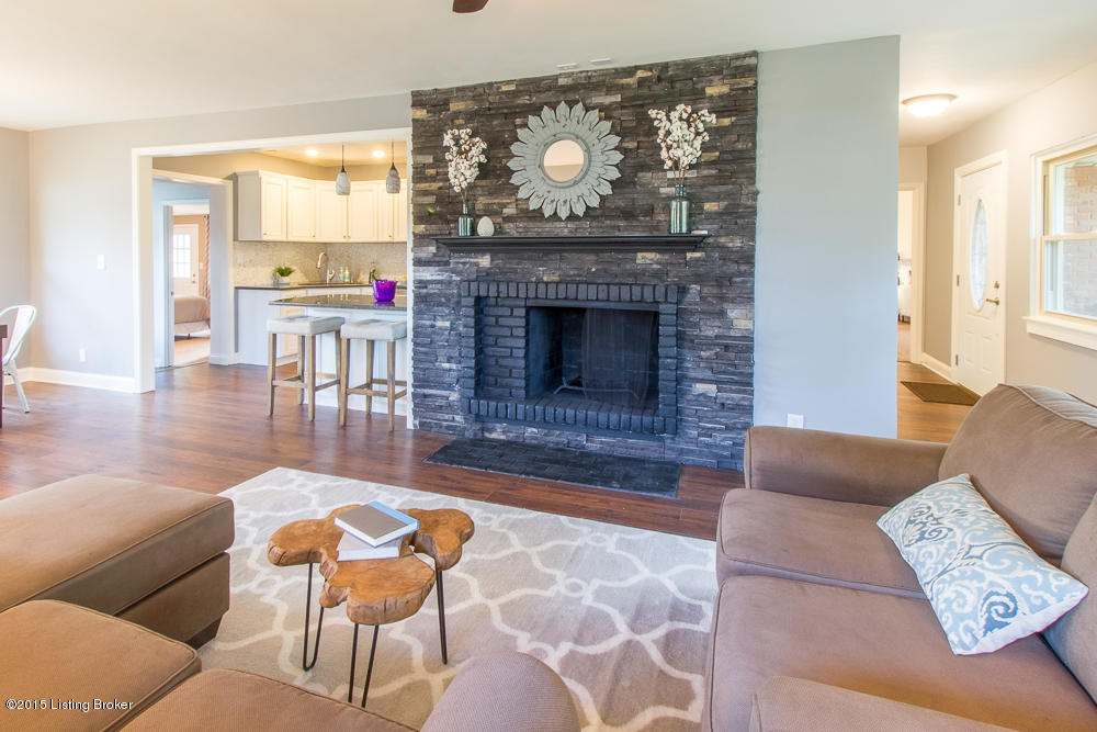 317 Sprite Road Louisville, KY 40207 - Photo 3 of 27 Amazing natural light