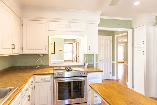 $415,000 | 416 Country Club Drive, Johnsonville, SC 29555