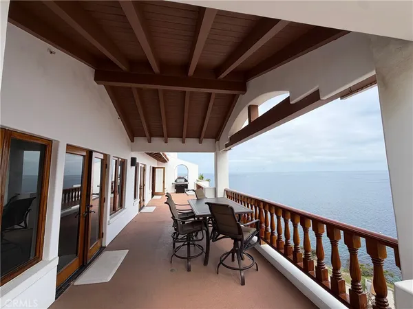 a view of interior in a house
