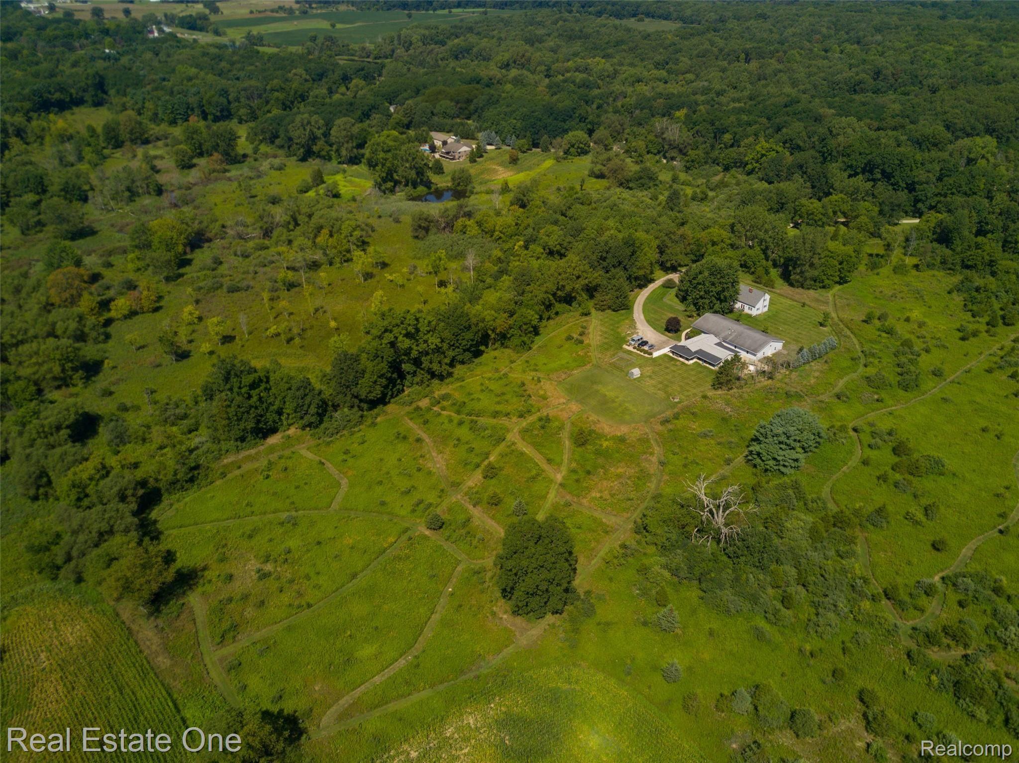 5243 Walsh Road Whitmore Lake, MI 48189 - Photo 76 of 98 IMG-0074.jpg