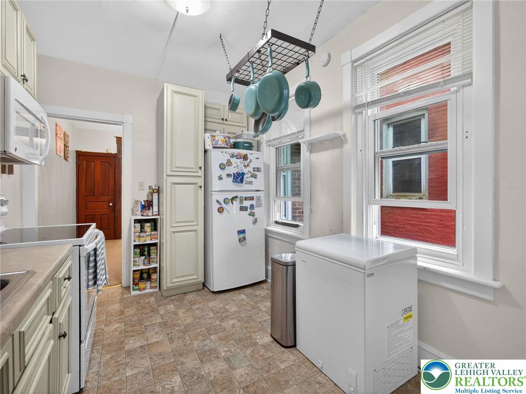 447 West Walnut Street Kutztown, PA 19530 - Photo 19 of 43