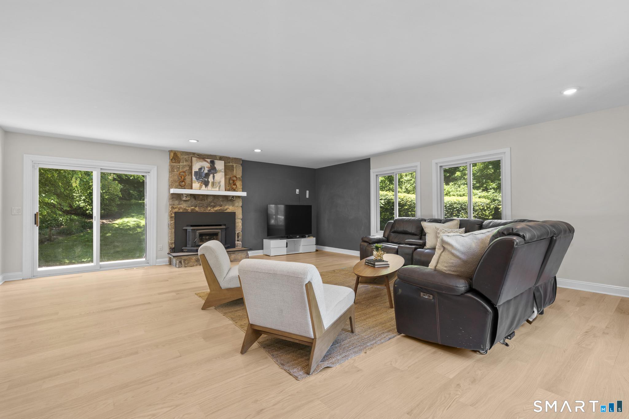 293 Sturges Ridge Road Wilton, CT 06897 - Photo 12 of 39