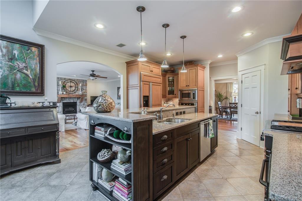 2735 Grey Road Davidson, NC 28036 - Photo 11 of 24 Gallery Image 11