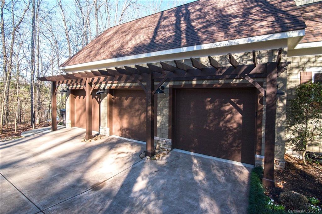 2735 Grey Road Davidson, NC 28036 - Photo 4 of 24 Gallery Image 4