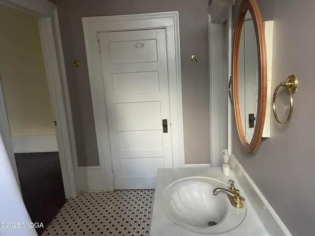 $238,000 | 307 Woolfolk Road, Fort Valley, GA 31030