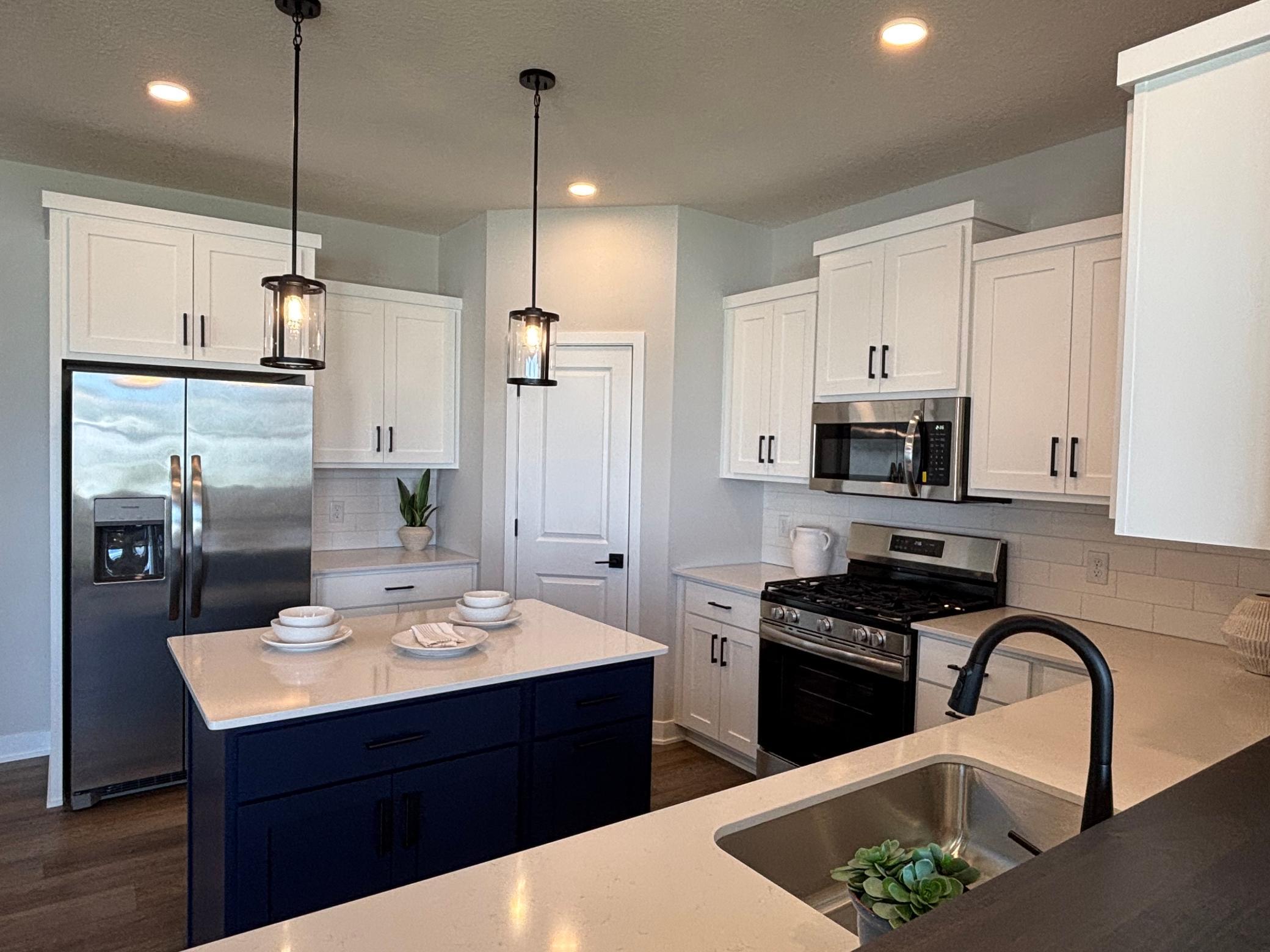 2018 Tamarack Road Chaska, MN 55318 - Photo 5 of 34