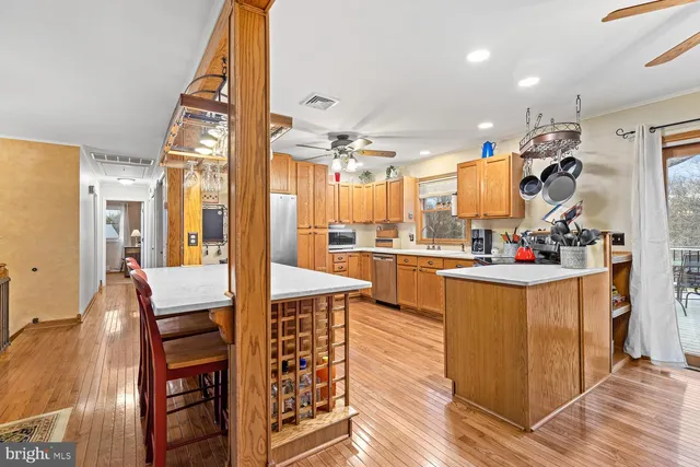 $995,000 | 1573 Garrisonville Road, Stafford, VA 22556