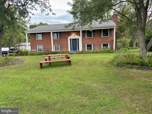 $995,000 | 1573 Garrisonville Road, Stafford, VA 22556