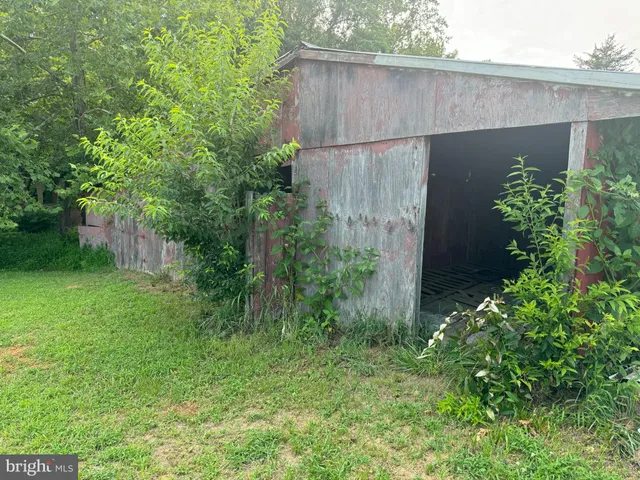 $995,000 | 1573 Garrisonville Road, Stafford, VA 22556