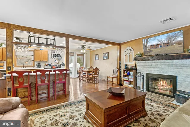 $995,000 | 1573 Garrisonville Road, Stafford, VA 22556