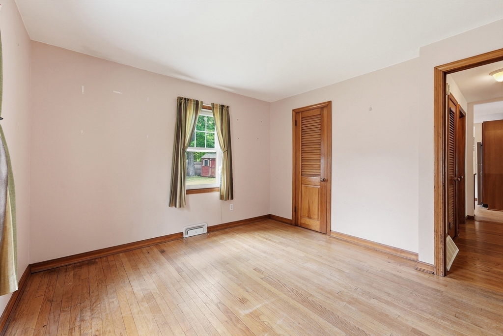 14 Duggan Circle Springfield, MA 01119 - Photo 22 of 41