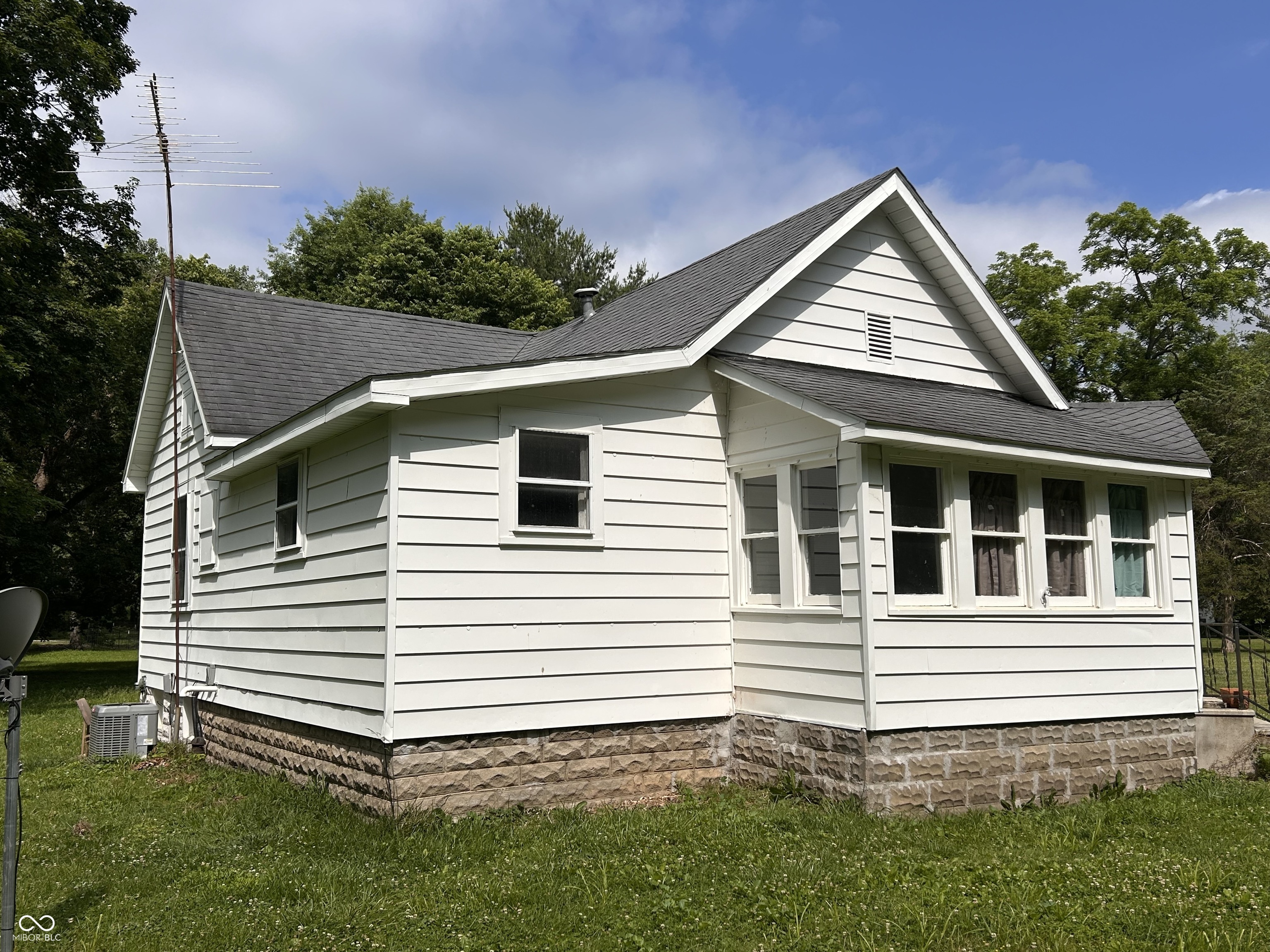 5090 Neet Road Rockville, IN 47872 - Photo 4 of 12