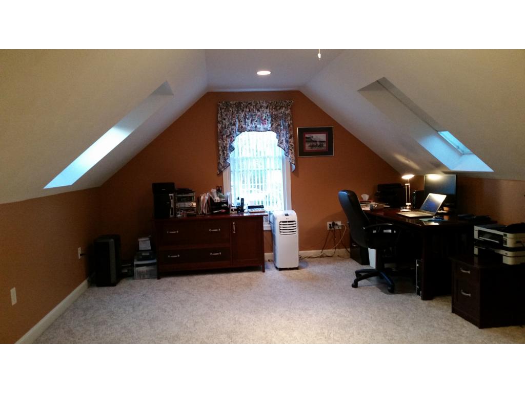 22 Equestrian Road Salem, NH 03079 - Photo 14 of 14