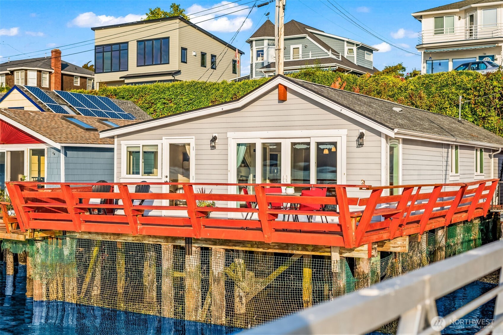 1542-1538 South Wilton Road Tacoma, WA 98466 - Photo 25 of 40 a front view of a house with street