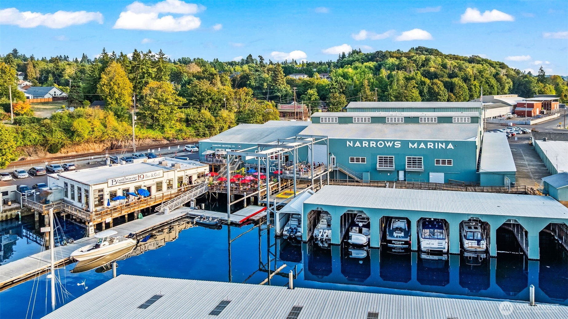 1542-1538 South Wilton Road Tacoma, WA 98466 - Photo 40 of 40 a large building with a outdoor space