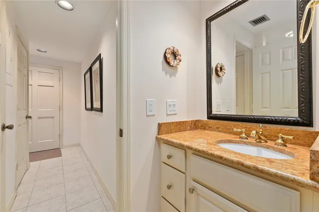 a view of entryway with a front door