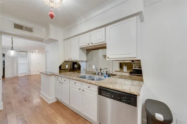 $1,599 | 7732 Meadow Road, Unit 110, Dallas, TX 75230