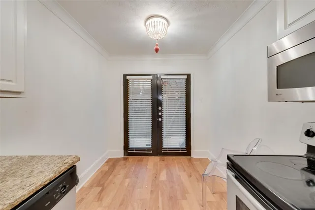 $1,599 | 7732 Meadow Road, Unit 110, Dallas, TX 75230