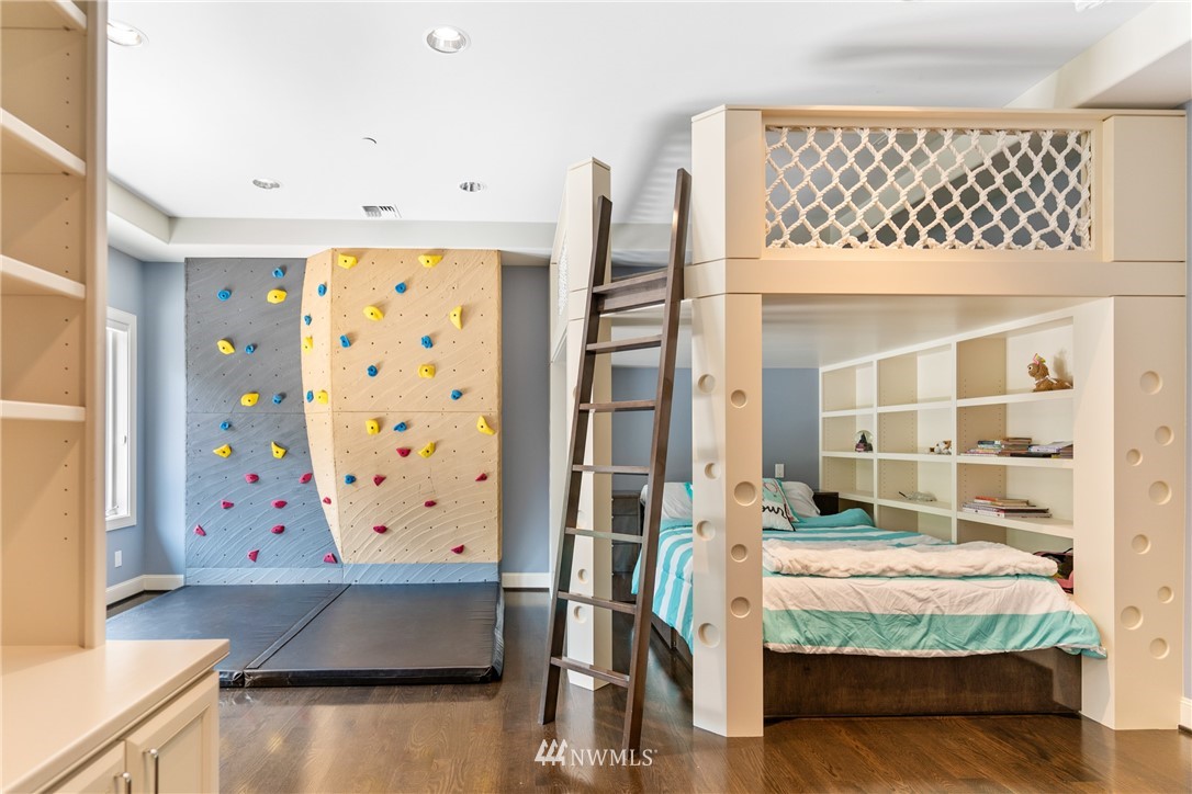 26630 Southeast Issaquah-Fall City Road Issaquah, WA 98029 - Photo 31 of 40