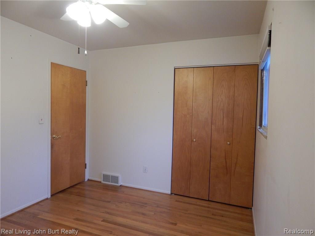2406 Cole Road Lake Orion, MI 48362 - Photo 9 of 24 BEDROOM #2