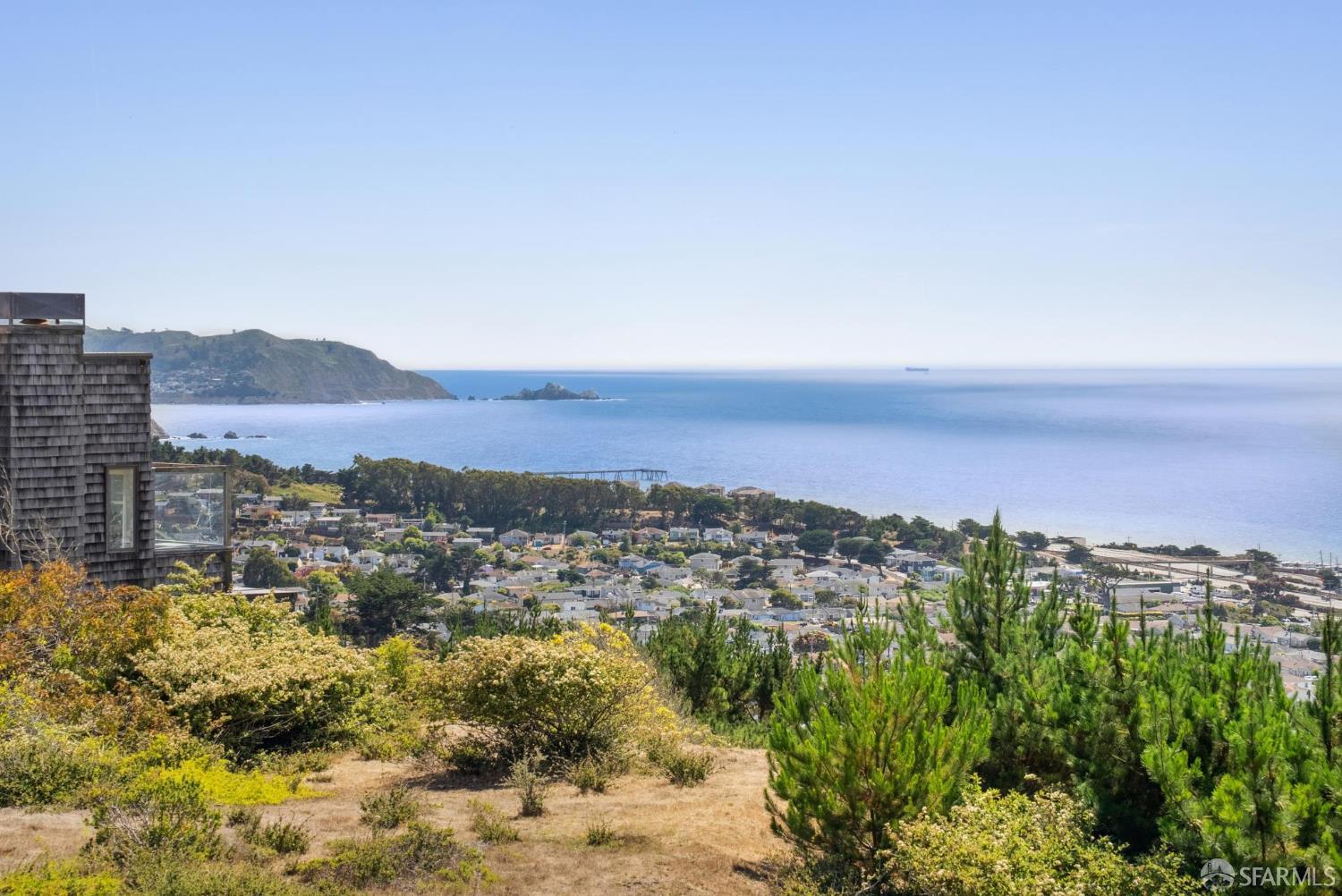 274 Beachview Avenue, Unit 16 Pacifica, CA 94044 - Photo 15 of 81 a view of city and mountain