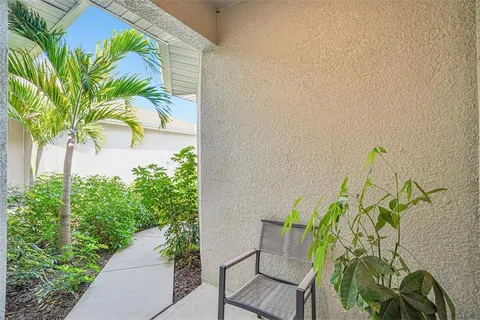 $449,900 | 5282 Neil Drive, St. Petersburg, FL 33714