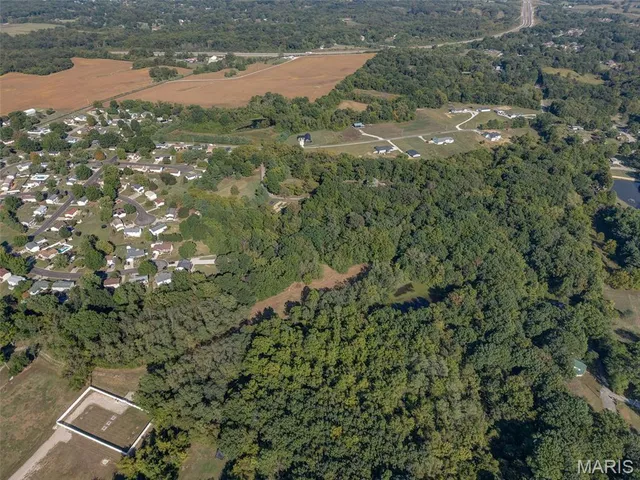 $192,000 | 100 St Jude Drive, Godfrey, IL 62035