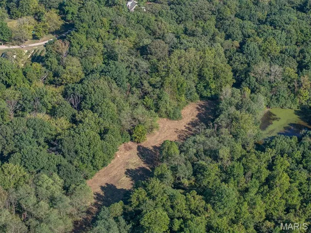 $192,000 | 100 St Jude Drive, Godfrey, IL 62035