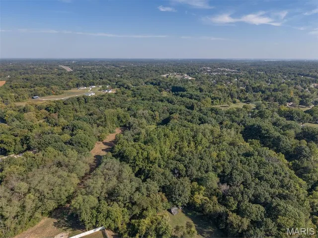 $192,000 | 100 St Jude Drive, Godfrey, IL 62035