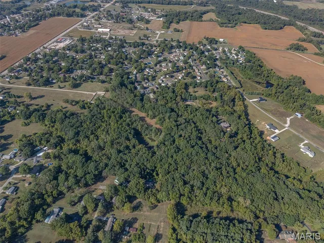 $192,000 | 100 St Jude Drive, Godfrey, IL 62035