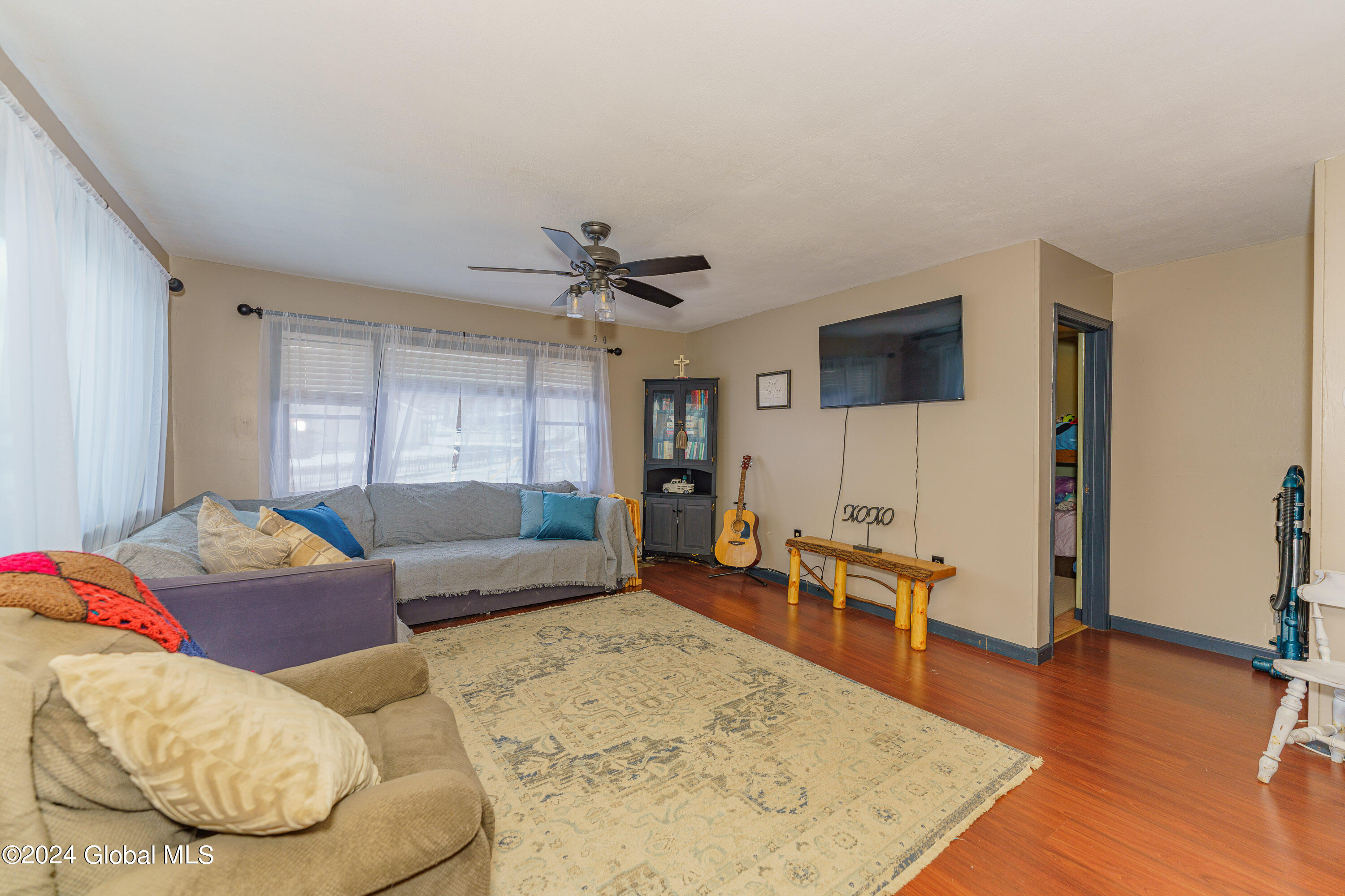 2298 Coach Road Argyle, NY 12809 - Photo 20 of 45 2 Greatroom 4