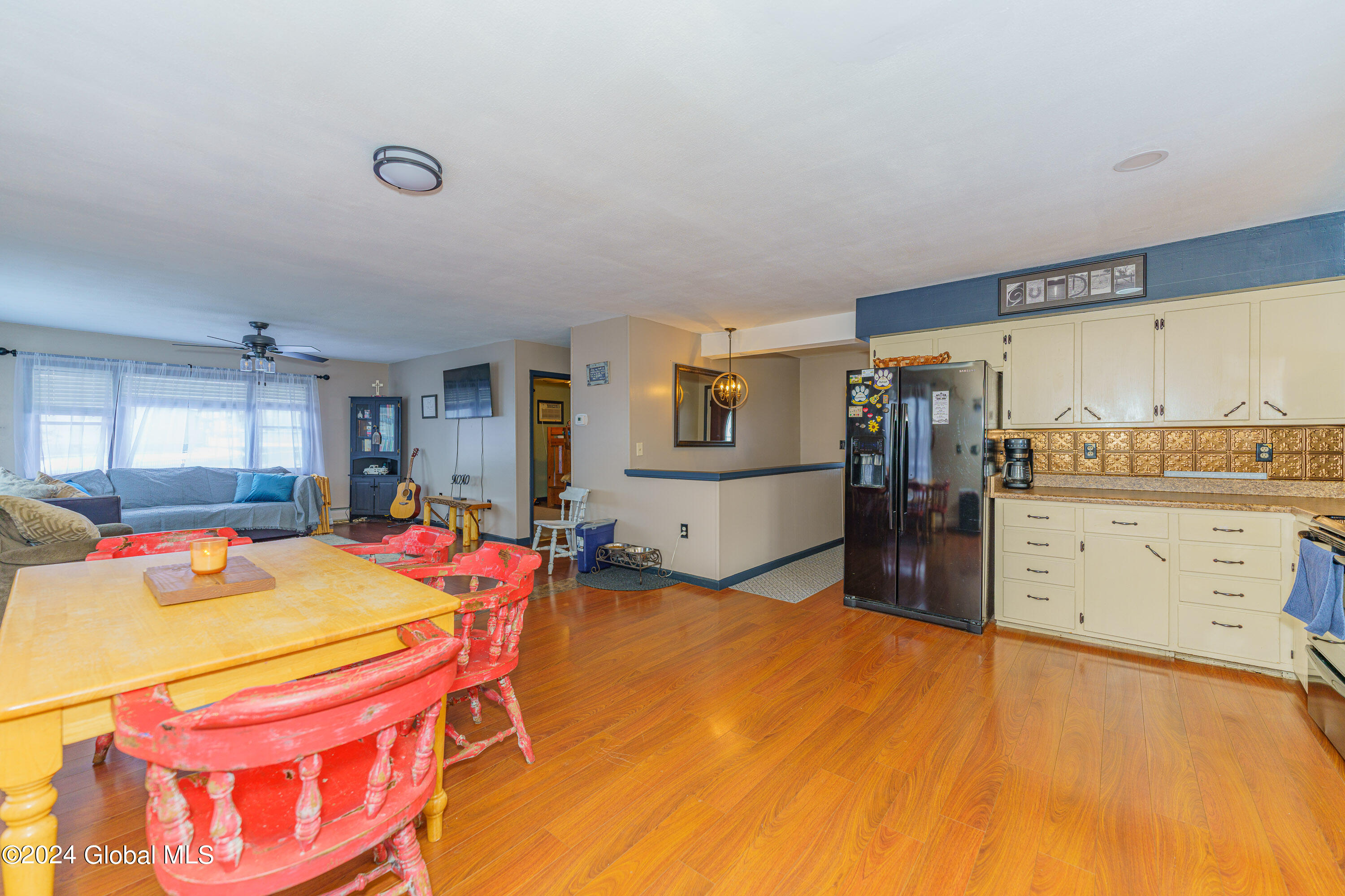 2298 Coach Road Argyle, NY 12809 - Photo 26 of 45 2 Greatroom 9
