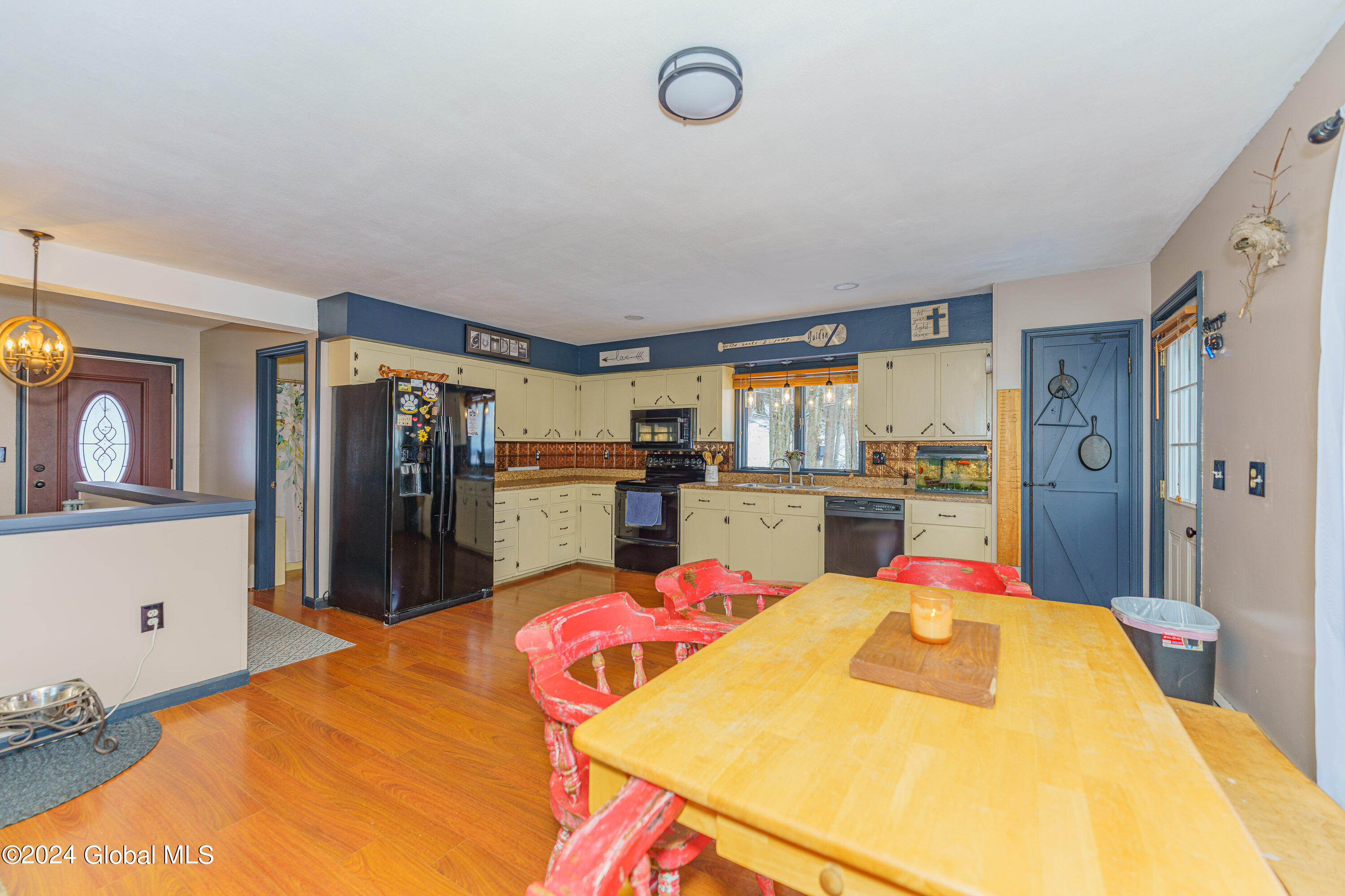 2298 Coach Road Argyle, NY 12809 - Photo 28 of 45 2 Greatroom 7