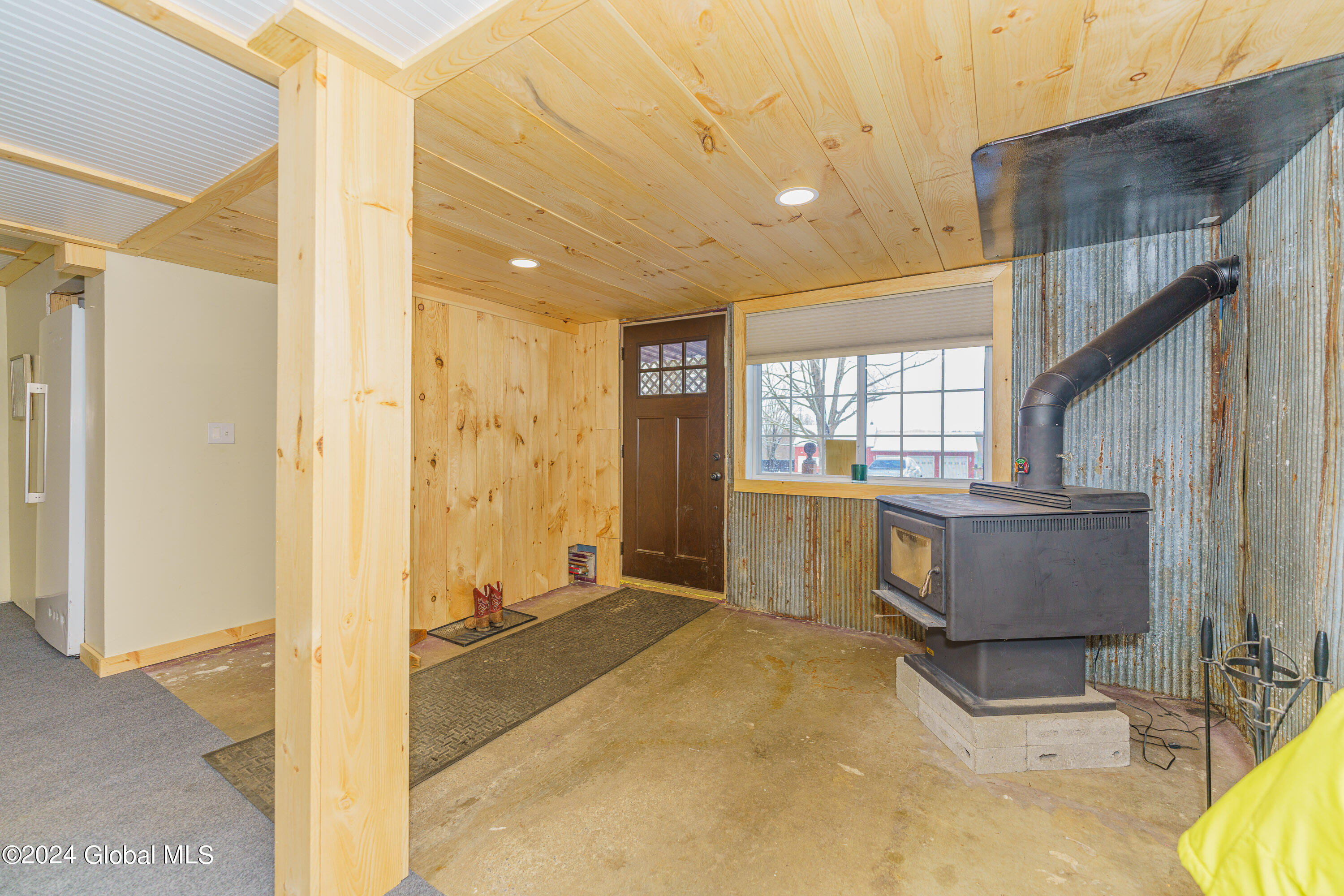 2298 Coach Road Argyle, NY 12809 - Photo 7 of 45 1 Entryway 2