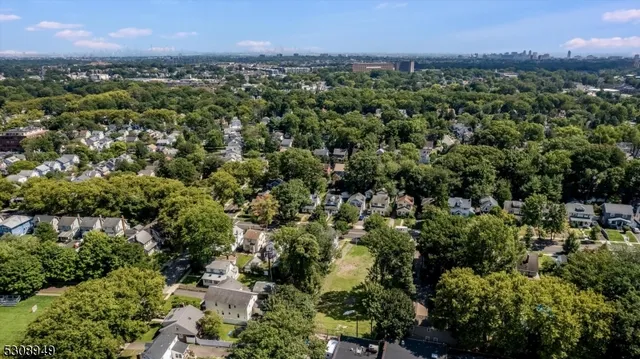 $690,000 | 20 Midland Avenue, Glen Ridge, NJ 07028