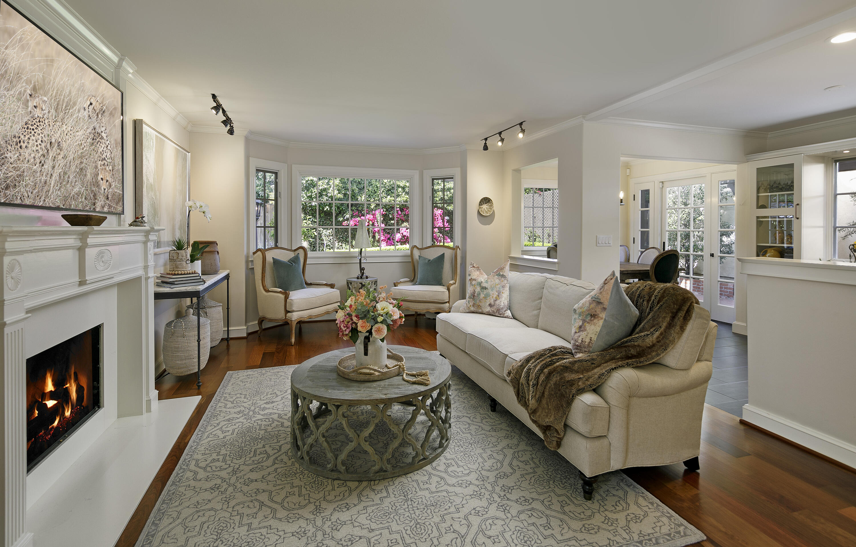 1284 Spring Road Montecito, CA 93108 - Photo 4 of 21 Living Room