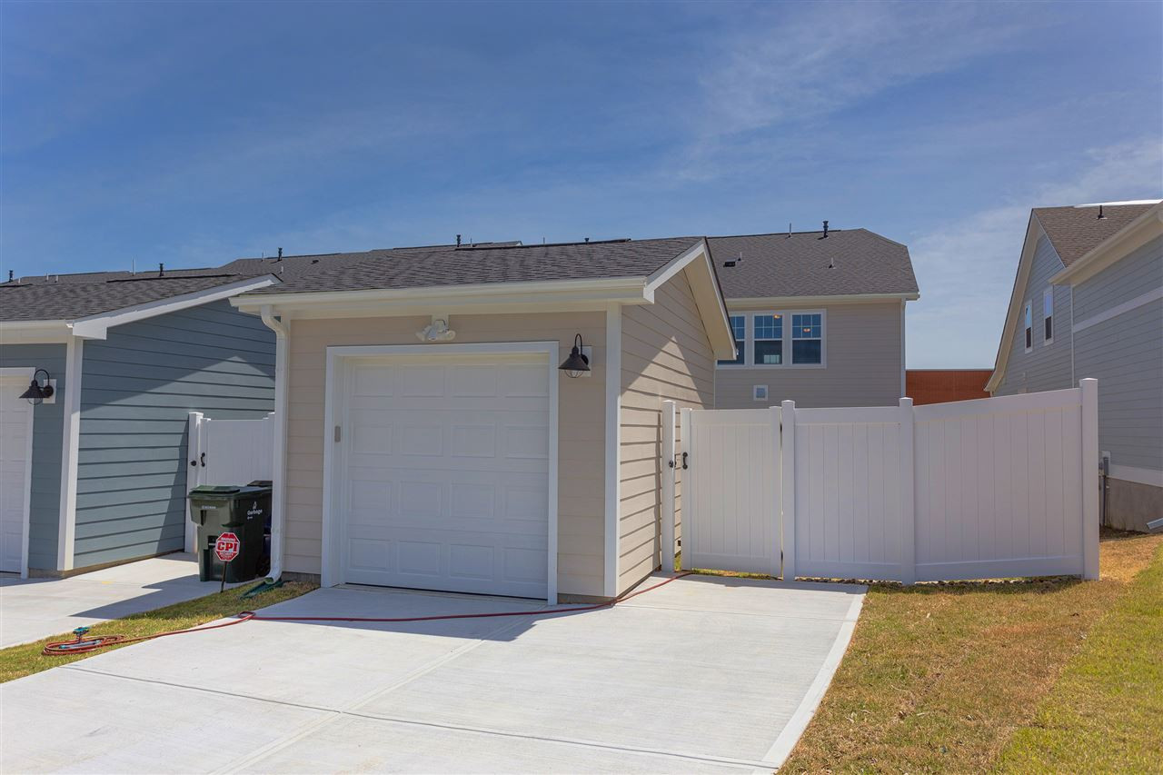 6503 Academic Avenue, Unit 1069 Raleigh, NC 27616 - Photo 22 of 28 Garage w/ Double Car Driveway