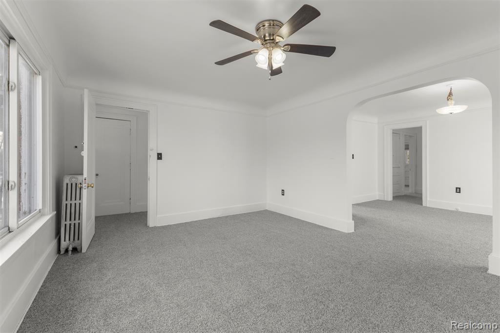 21551 Edison Street Dearborn, MI 48124 - Photo 7 of 29