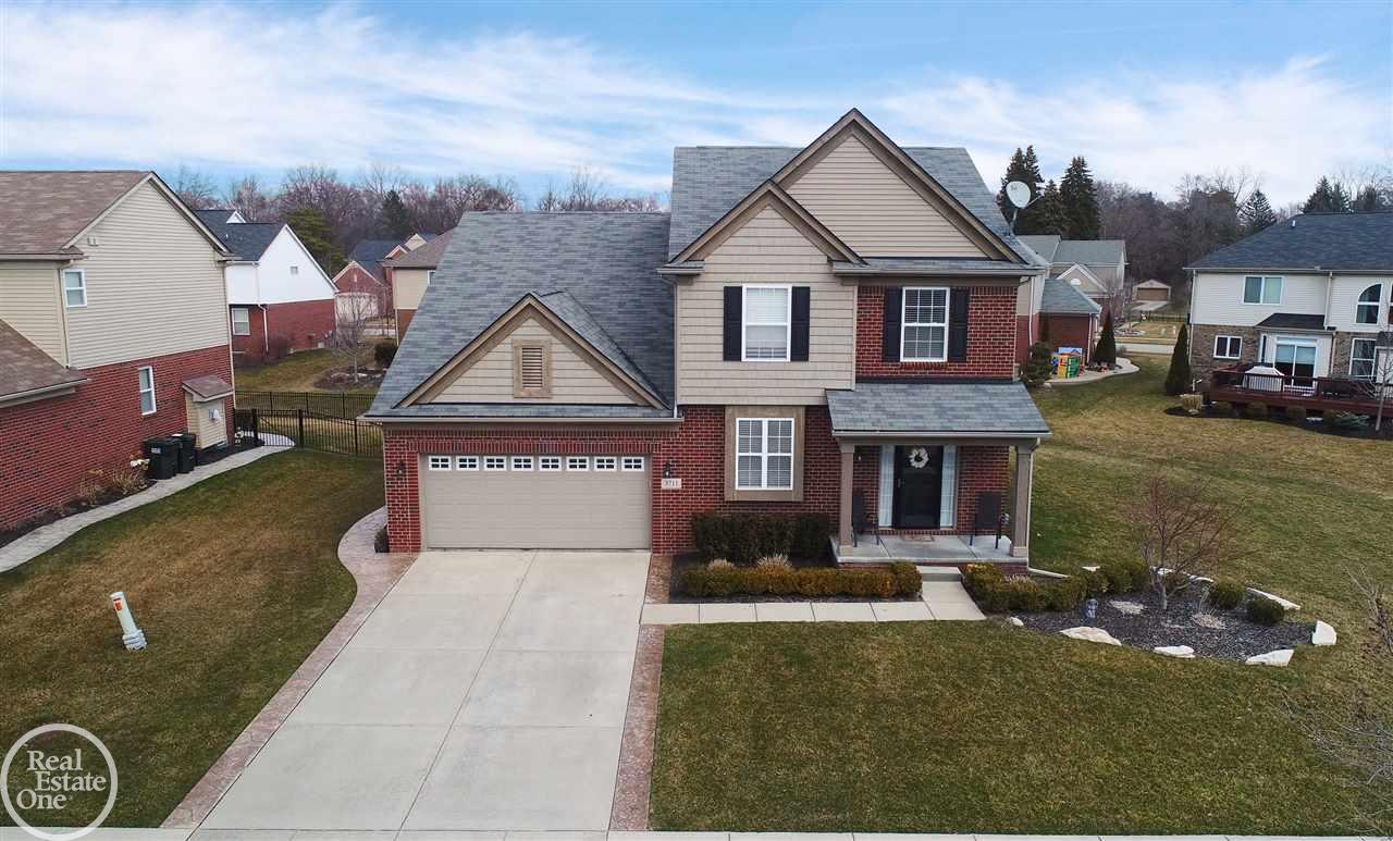 3711 Connors Drive Rochester Hills, MI 48307 - Photo 2 of 33