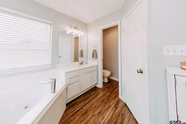 $259,900 | 11224 Preakness Drive, Flint, TX 75762