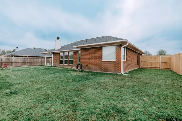 $259,900 | 11224 Preakness Drive, Flint, TX 75762