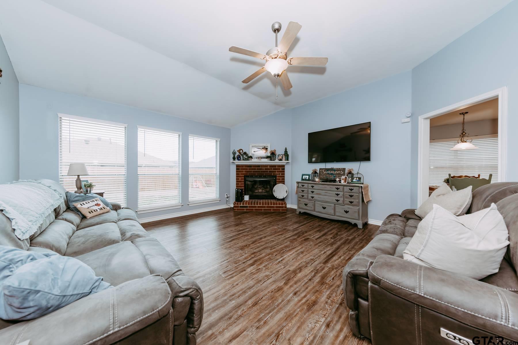 11224 Preakness Drive Flint, TX 75762 - Photo 7 of 43